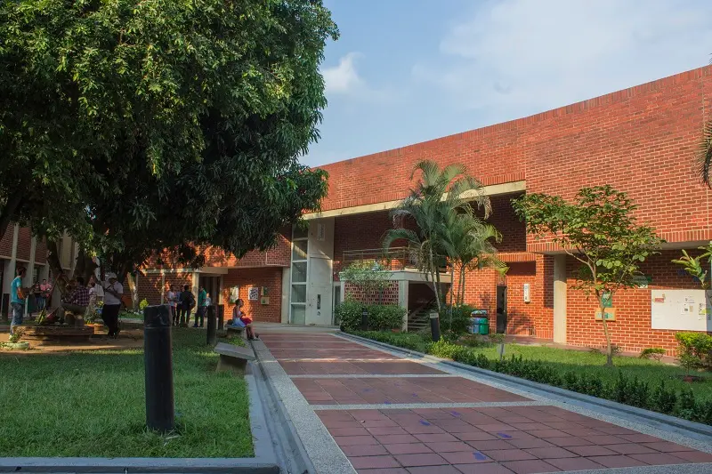 Edificio principal Unitrópico